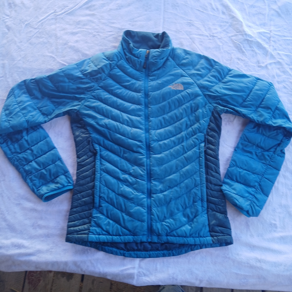 The North Face Women's Teal Puffer Jacket